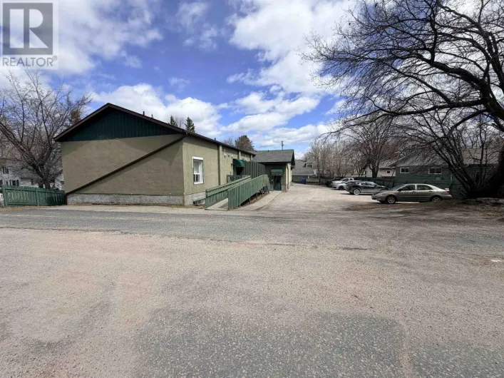 637 FIFTH AVENUE SOUTH, KENORA