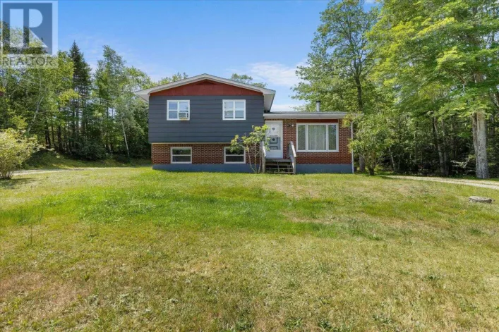 637 Woodlawn Drive, Woodlawn