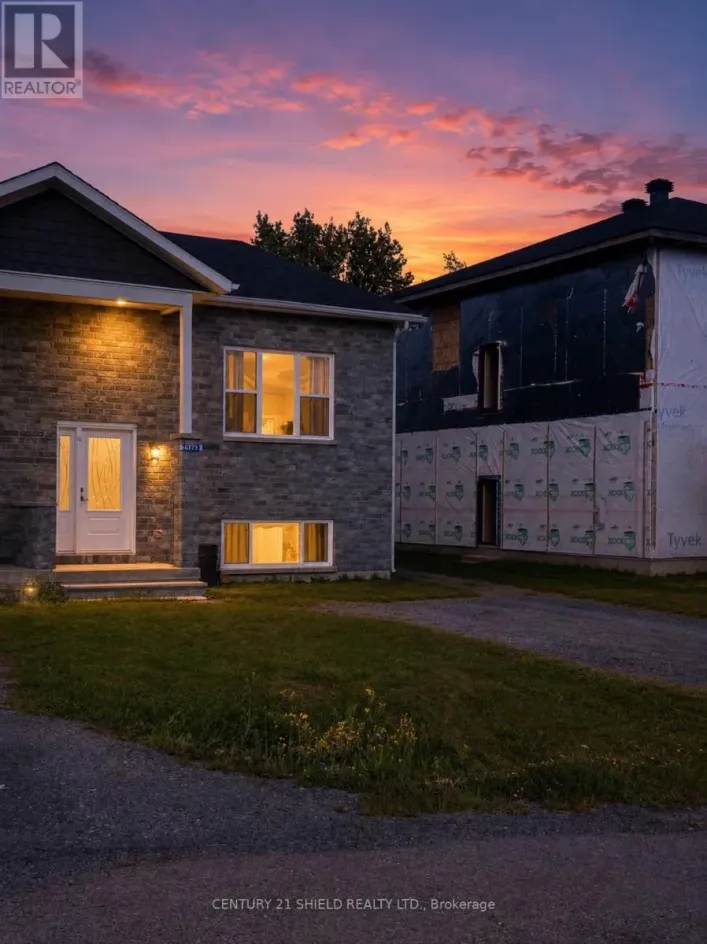 6373 MONUMENT WAY, South Glengarry