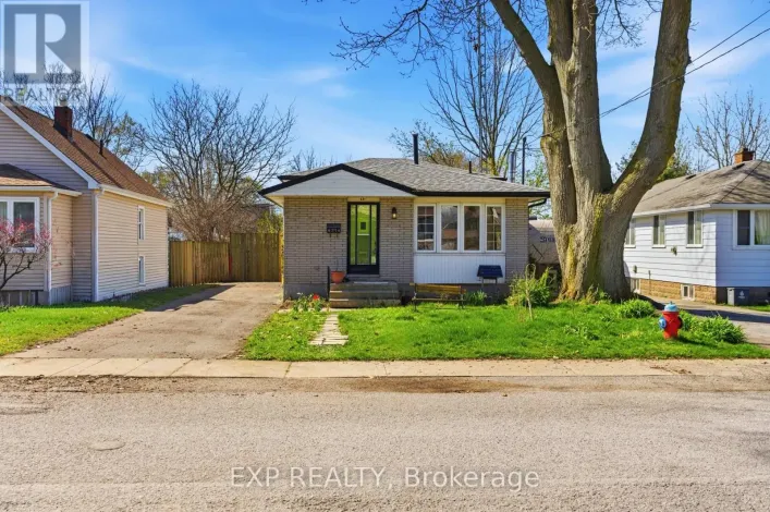 6376 ASH STREET, Niagara Falls