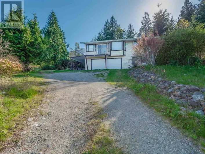 6377 N GALE AVENUE, Sechelt