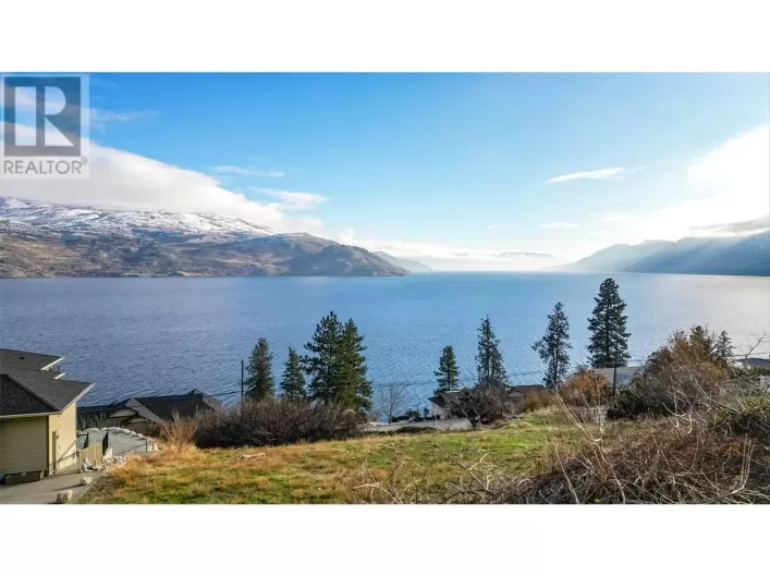 6384 Renfrew Road, Peachland
