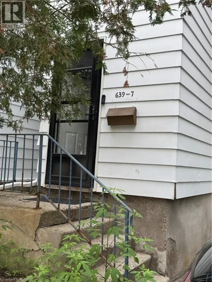 639 ALBERT Street Unit# 7, Waterloo