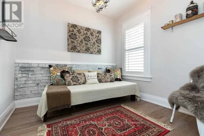 639 MORTIMER AVENUE, Toronto