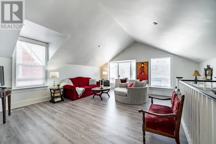 6395 MAIN STREET, Whitchurch-Stouffville