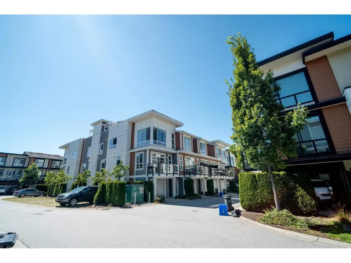 64 20857 77A AVENUE, Langley