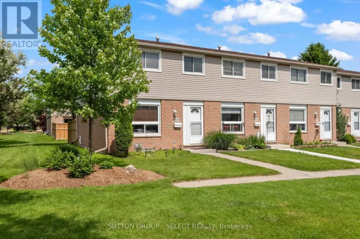 64 - 40 TIFFANY DRIVE, London East