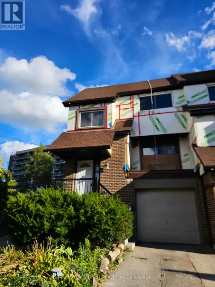 64 - 6780 FORMENTERA AVENUE, Mississauga