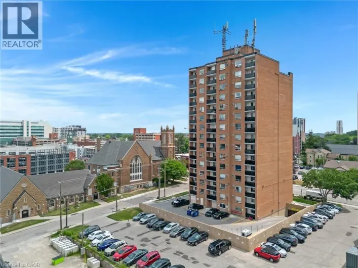 64 BENTON Street Unit# 902, Kitchener