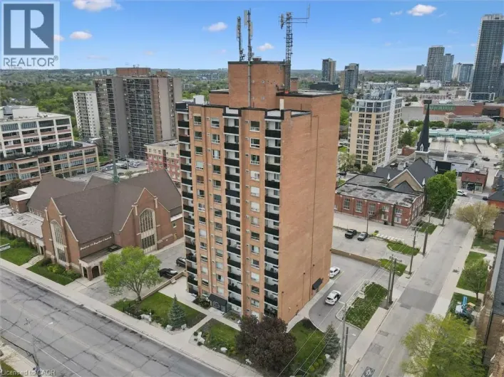 64 BENTON Street Unit# 906, Kitchener