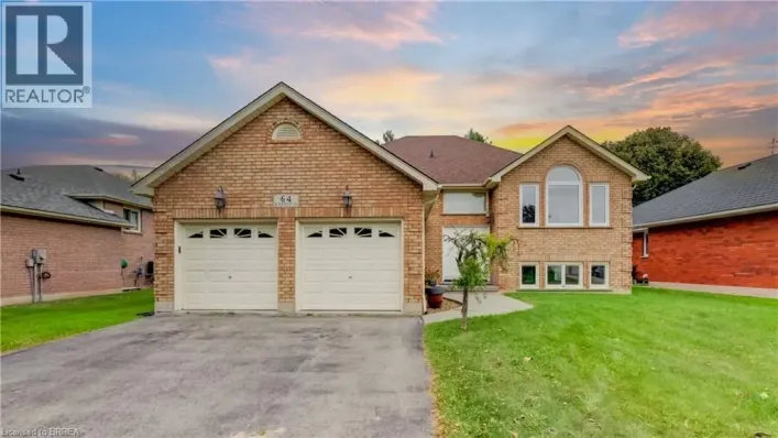 64 BLACKFRIAR Lane, Brantford