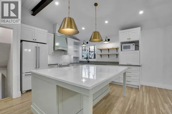64 Hartford Road NW, Calgary