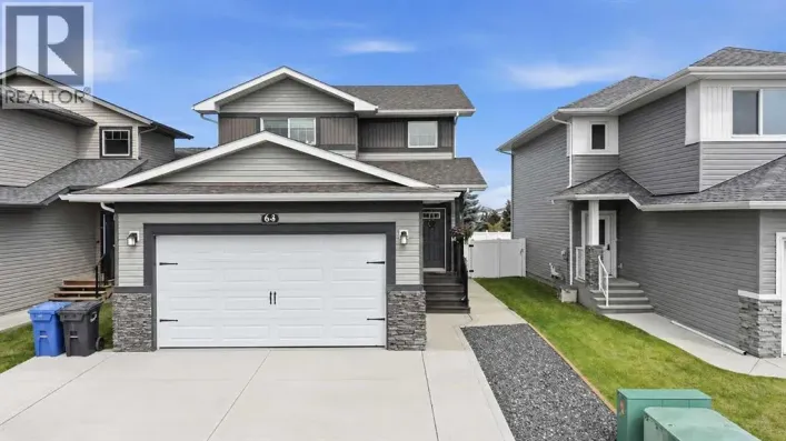 64 Henderson Crescent, Penhold