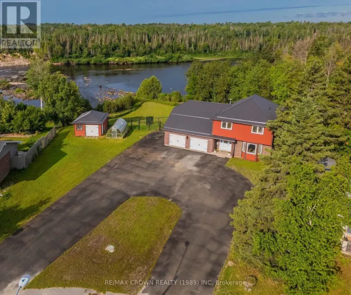 64 KIMBERLY DRIVE, Kapuskasing