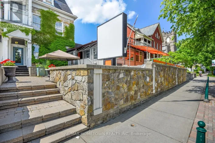 64 KING STREET E, Brockville