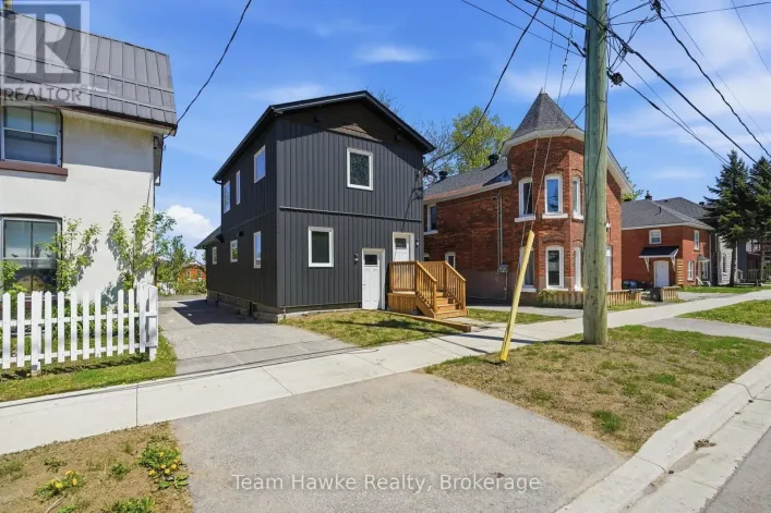 64 MATCHEDASH STREET S, Orillia