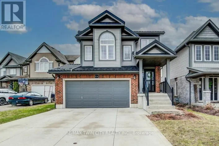 64 SMITH'S CREEK DRIVE, Wilmot