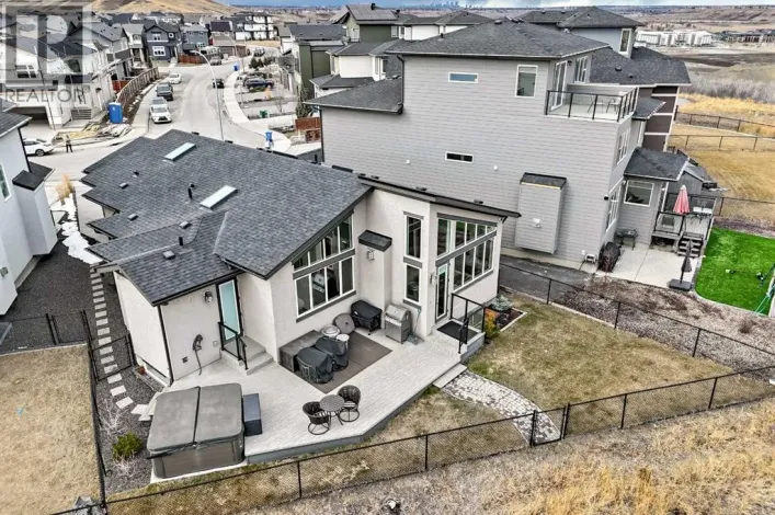 64 Walcrest View SE, Calgary