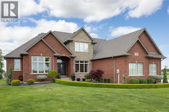 640 NORTH TALBOT ROAD, Lakeshore