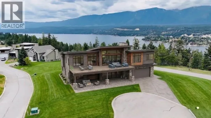 640 UPPER LAKEVIEW Road Unit# 5, Windermere