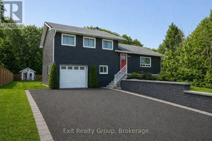 640 VICTORIA STREET N, Tweed)