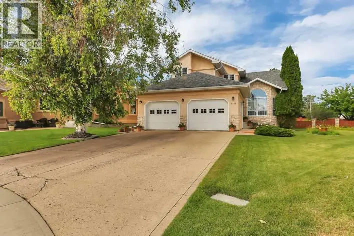 6406 55 Avenue, Ponoka
