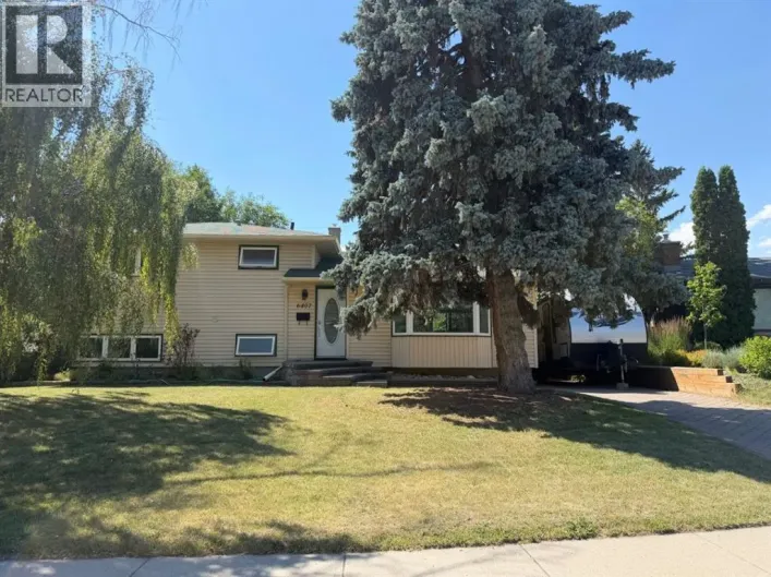 6407 Lombardy Crescent SW, Calgary
