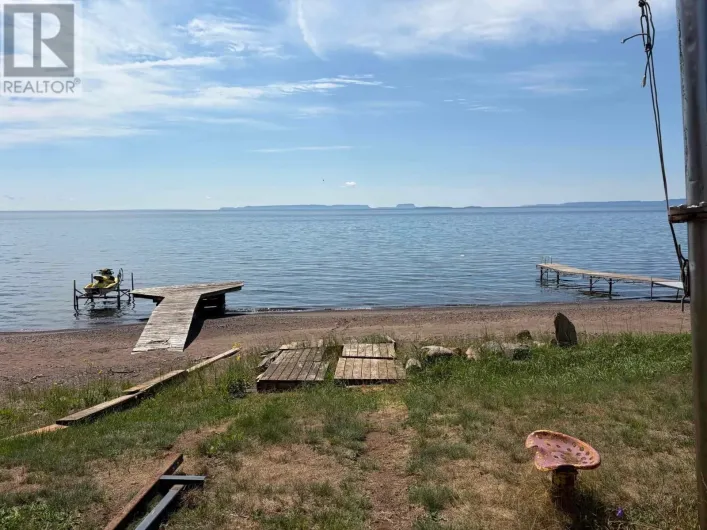 641 Pebbly Beach Road, Shuniah