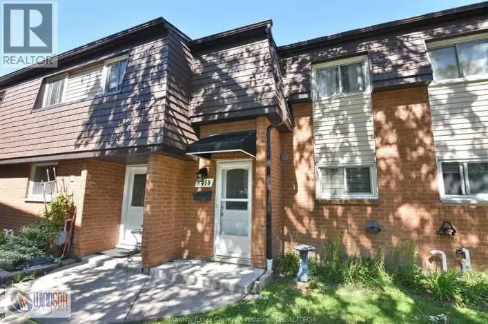 6410 THORNBERRY CRESCENT, Windsor