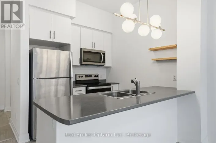 642 - 16 CONCORD PLACE, Grimsby