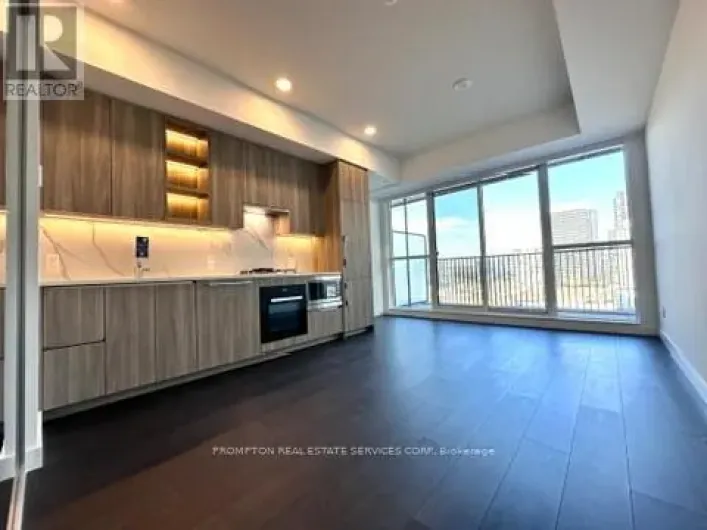 642 - 75 BILLES HEIGHTS, Toronto