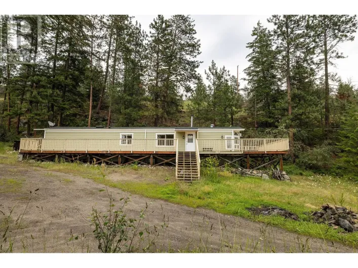 6439 Farmers Drive, Kelowna