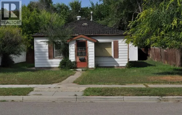 646 7 Street SE, Medicine Hat