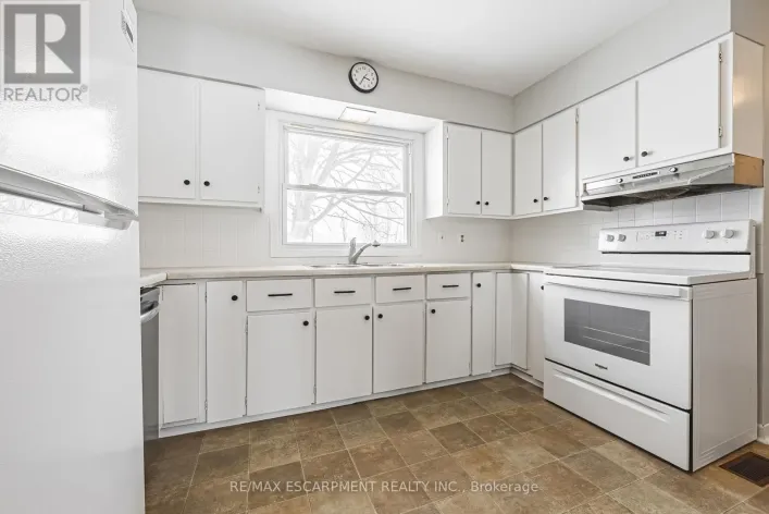 646 ALDER STREET W, Haldimand