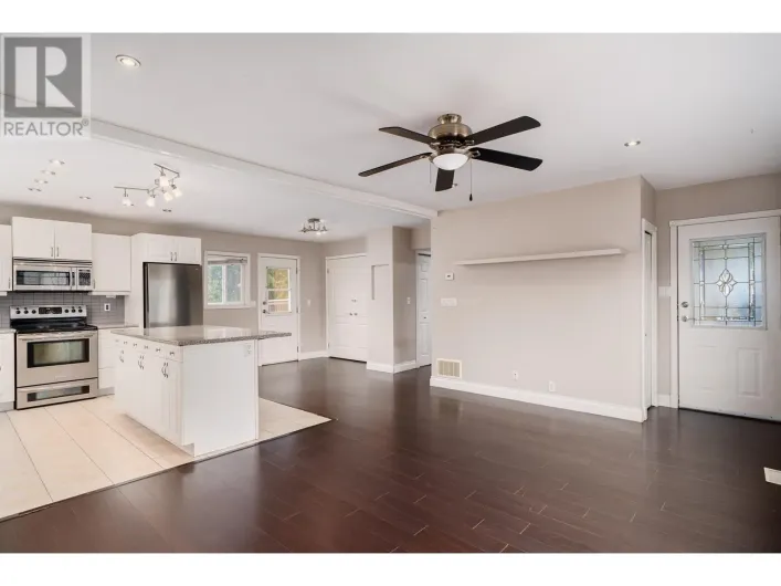 646 ALDERSON AVENUE, Coquitlam