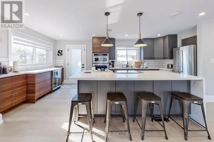 646 SIMCOE ROAD, Bradford West Gwillimbury