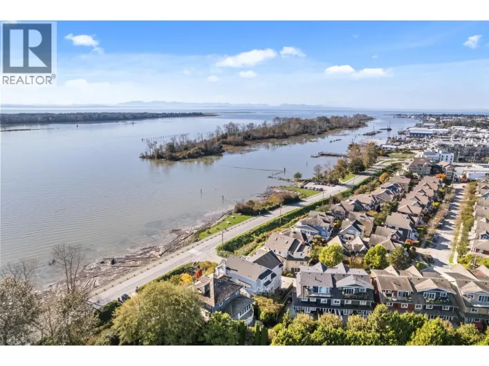 6461 DYKE ROAD, Richmond