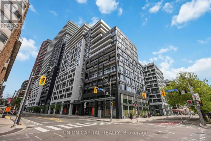 647 - 121 LOWER SHERBOURNE STREET, Toronto