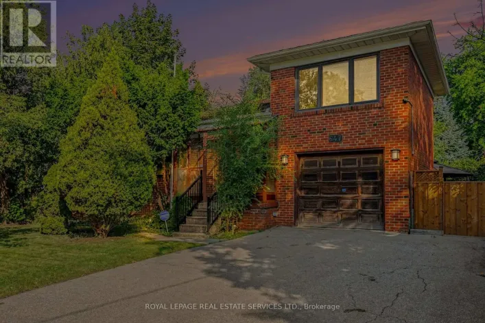 647 BURNHAMTHORPE ROAD, Toronto