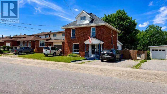 647 DOUGLAS STREET, North Bay