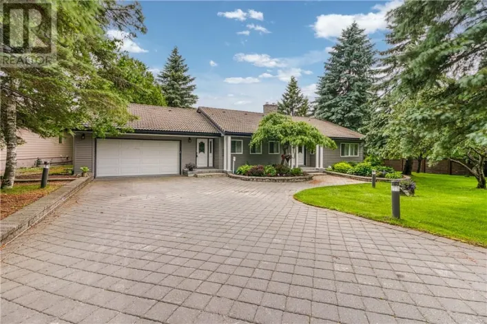 House for sale: 647 Kirkwood Drive, Sudbury