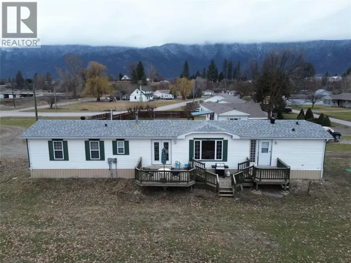 6473 5th Street, Grand Forks