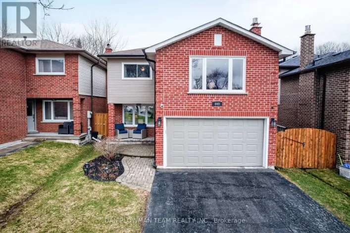 649 DUNN CRESCENT, Pickering