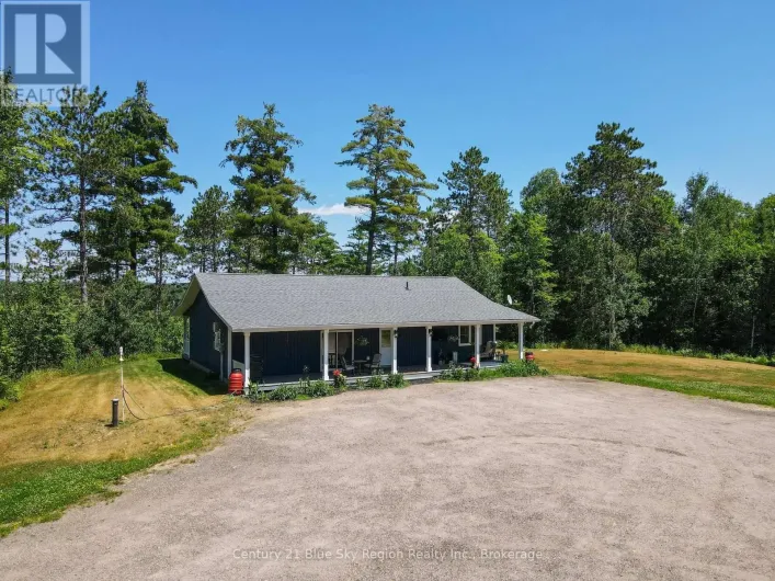 649 HAZEL GLEN ROAD, Callander