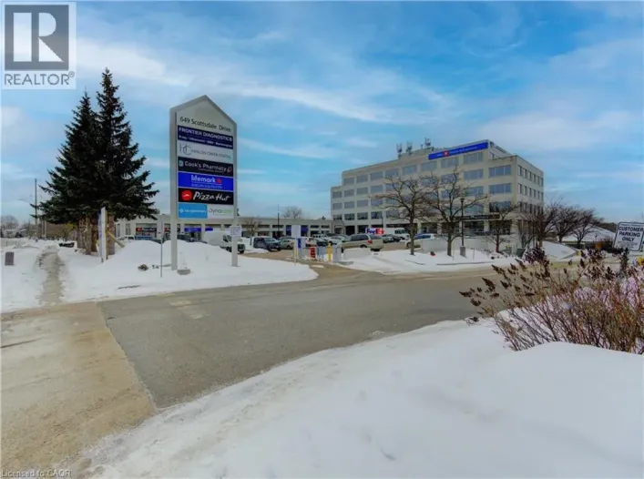 649 SCOTTSDALE Drive Unit# 204, Guelph