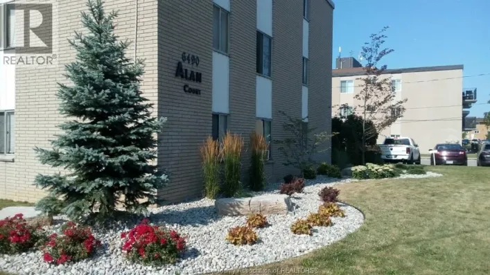 6490 WYANDOTTE East Unit# 210, Windsor