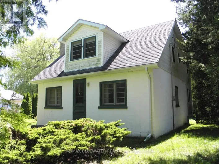 6493 WEST PARKWAY DRIVE, Lambton Shores