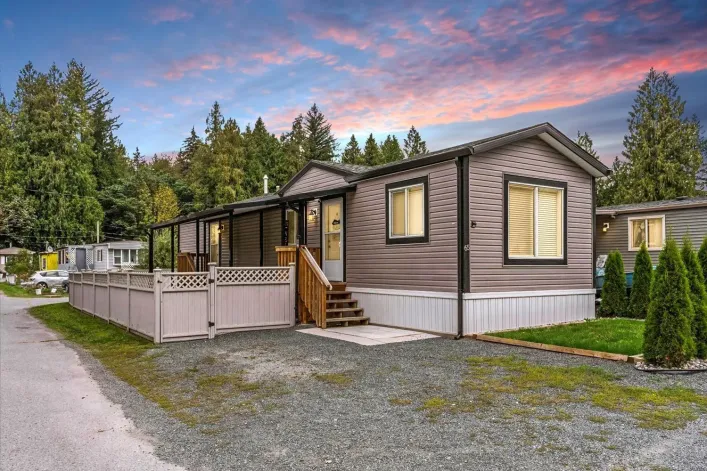 65 3942 COLUMBIA VALLEY ROAD|Cultus Lake East, Cultus Lake