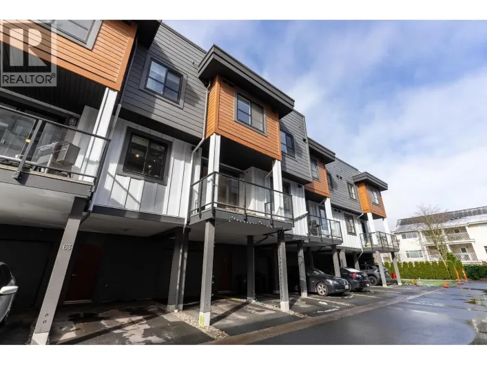 65 39769 GOVERNMENT ROAD, Squamish