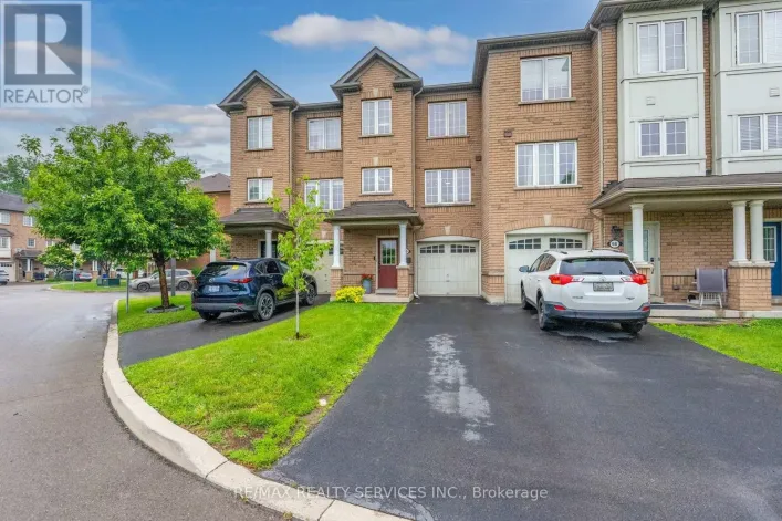 65 - 470 BEACH BOULEVARD, Hamilton